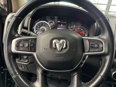 2020 RAM 1500 Big Horn Crew Cab 4x4 5'7' Box