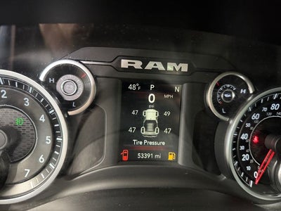 2020 RAM 1500 Big Horn Crew Cab 4x4 5'7' Box