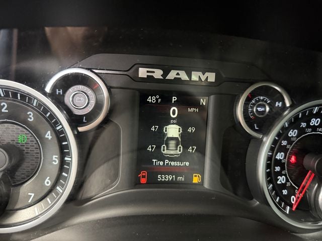 2020 RAM 1500 Big Horn Crew Cab 4x4 5'7' Box