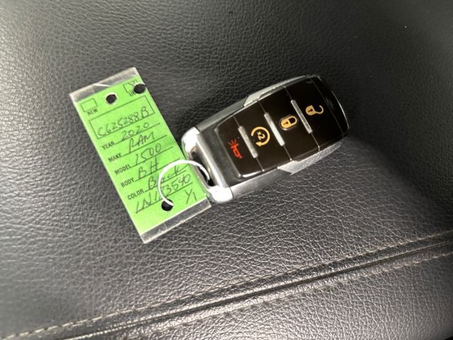 2020 RAM 1500 Big Horn Crew Cab 4x4 5'7' Box