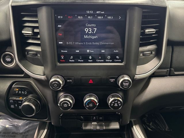 2020 RAM 1500 Big Horn Crew Cab 4x4 5'7' Box