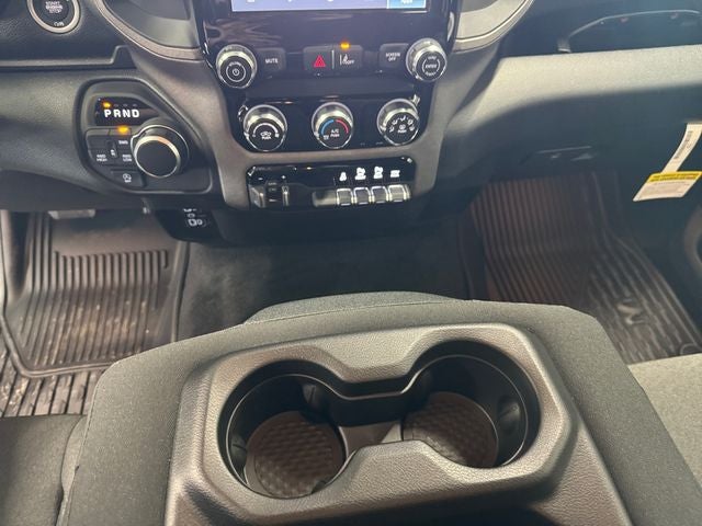 2026 RAM Ram 1500 RAM 1500 TRADESMAN CREW CAB 4X4 5'7' BOX