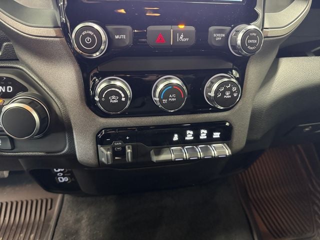 2026 RAM Ram 1500 RAM 1500 TRADESMAN CREW CAB 4X4 5'7' BOX