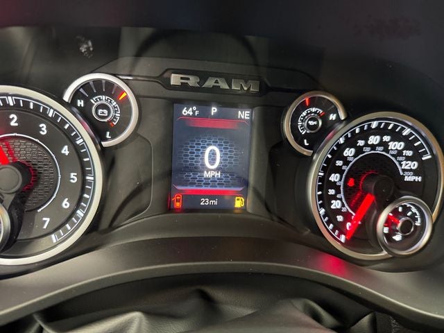 2026 RAM Ram 1500 RAM 1500 TRADESMAN CREW CAB 4X4 5'7' BOX