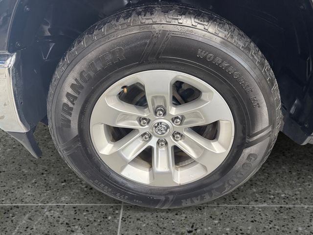 2022 RAM 1500 Laramie Crew Cab 4x4 5'7' Box