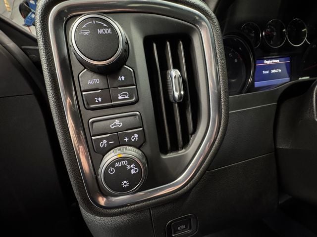 2021 Chevrolet Silverado 1500 LT 2.7 Liter Turbo 4D Extended Cab 4WD