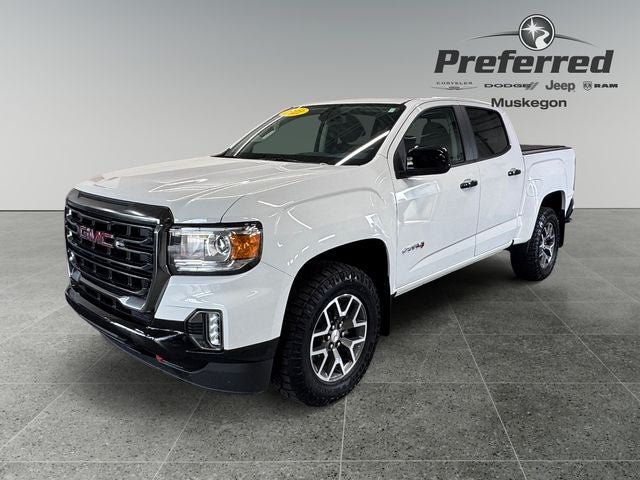 2022 GMC Canyon 4WD Crew Cab Short Box AT4 - Cloth