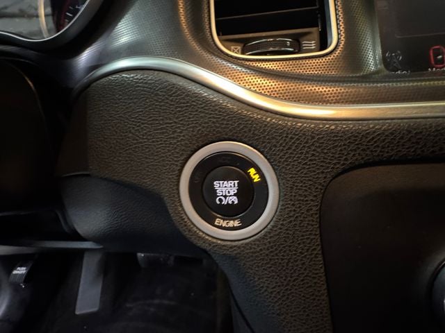 2015 Dodge Charger SXT