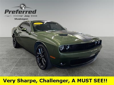 2022 Dodge Challenger SXT