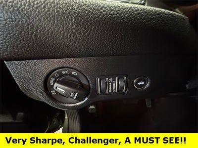 2022 Dodge Challenger SXT