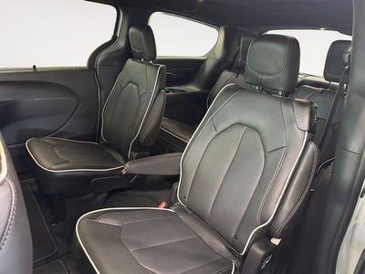 2027 Chrysler Pacifica PACIFICA LIMITED