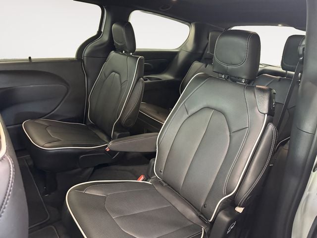 2027 Chrysler Pacifica PACIFICA LIMITED