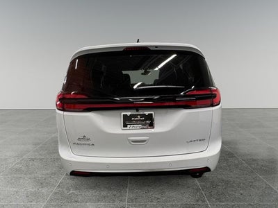 2027 Chrysler Pacifica PACIFICA LIMITED
