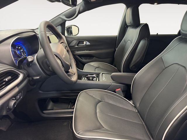 2027 Chrysler Pacifica PACIFICA LIMITED