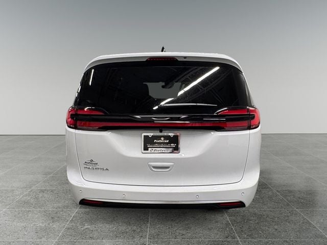 2027 Chrysler Pacifica PACIFICA PINNACLE
