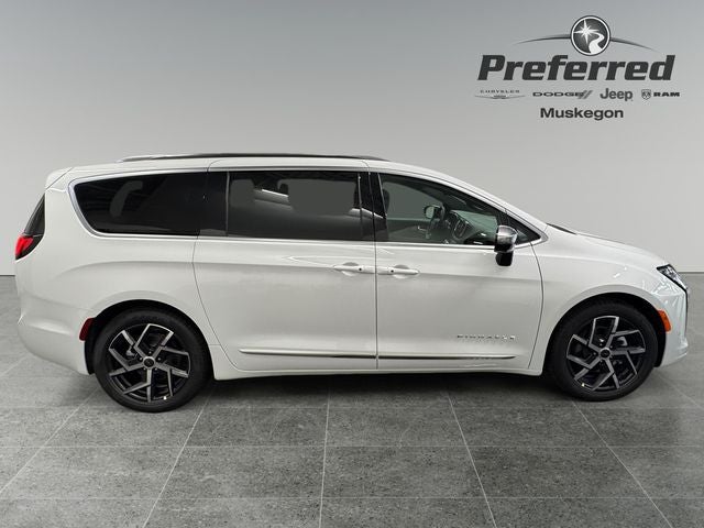 2027 Chrysler Pacifica PACIFICA PINNACLE