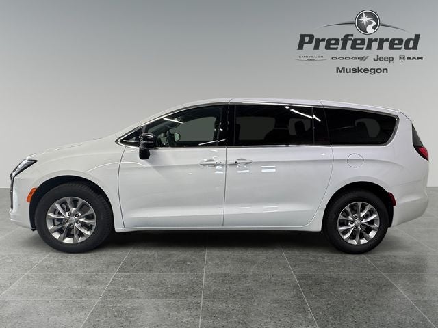 2027 Chrysler Pacifica PACIFICA SELECT AWD