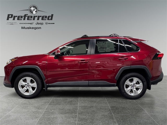 2020 Toyota RAV4 XLE