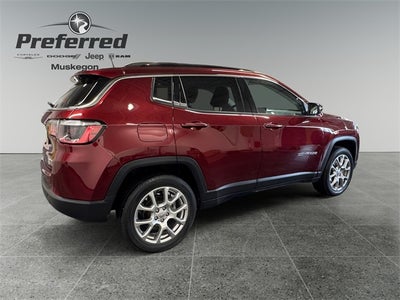 2022 Jeep Compass Latitude Lux 4x4