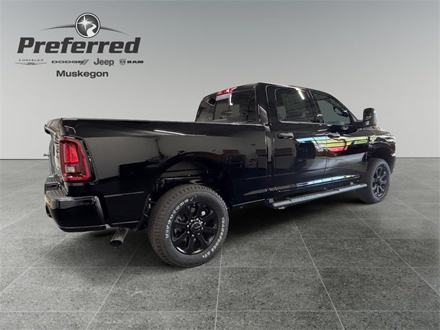 2026 RAM Ram 2500 RAM 2500 BLACK EXPRESS CREW CAB 4X4 6'4' BOX