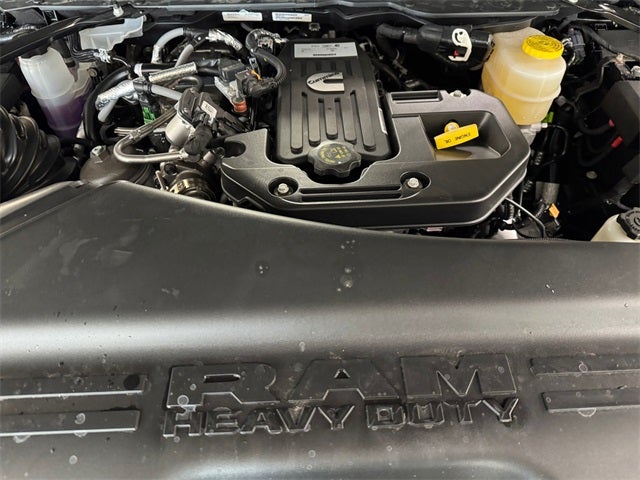 2026 RAM Ram 2500 RAM 2500 BLACK EXPRESS CREW CAB 4X4 6'4' BOX