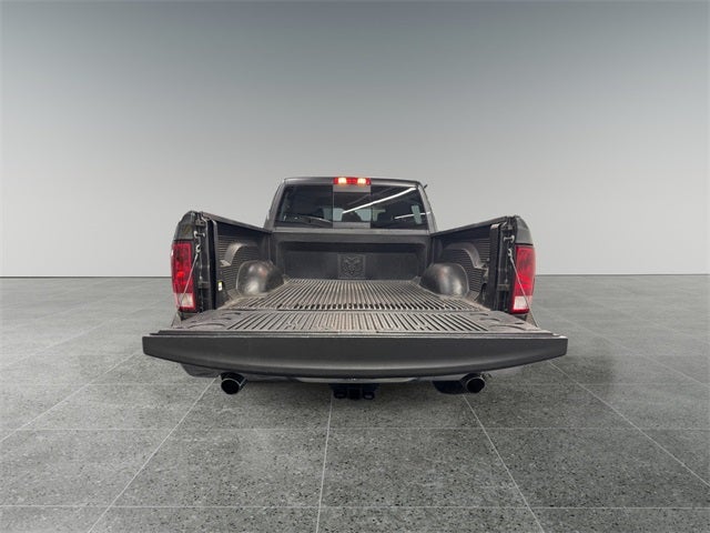 2018 RAM 1500 Big Horn Crew Cab 4x4 5'7' Box