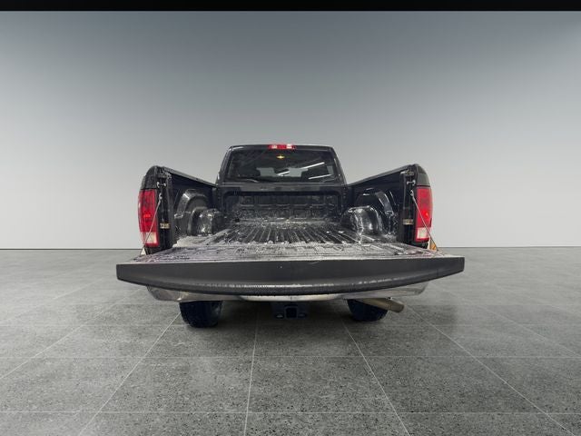 2017 RAM 2500 Tradesman Crew Cab 4x4 6'4' Box