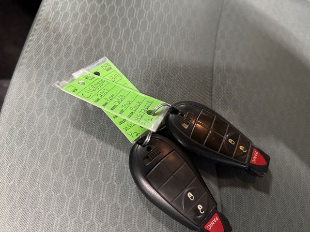 2017 RAM 2500 Tradesman Crew Cab 4x4 6'4' Box