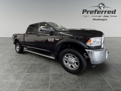 2017 RAM 2500 Tradesman Crew Cab 4x4 6'4' Box