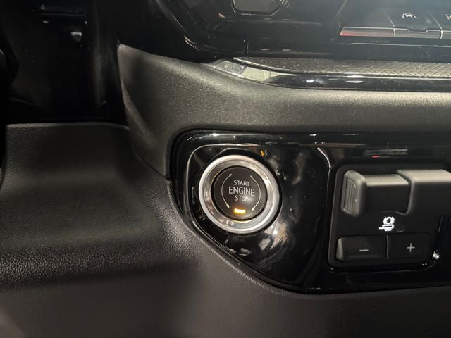 2023 Chevrolet Silverado 1500 4WD Crew Cab Short Bed ZR2