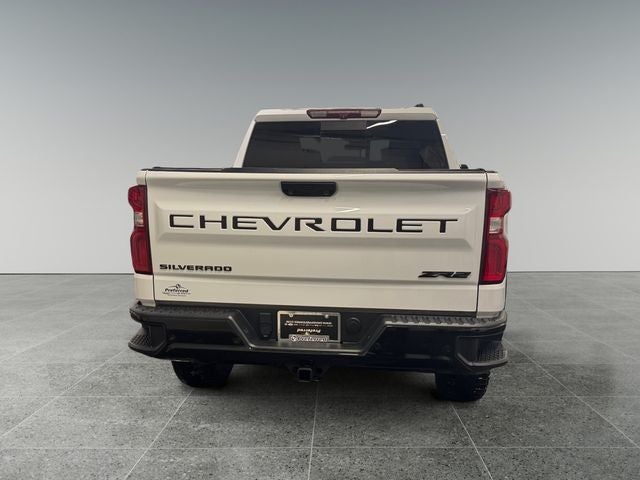 2023 Chevrolet Silverado 1500 4WD Crew Cab Short Bed ZR2