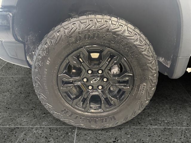 2023 Chevrolet Silverado 1500 4WD Crew Cab Short Bed ZR2