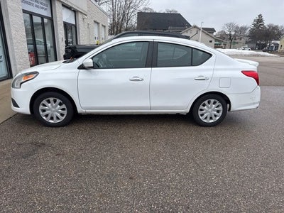 2015 Nissan Versa 1.6 SV