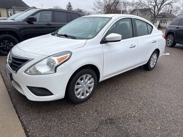 2015 Nissan Versa 1.6 SV