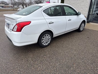 2015 Nissan Versa 1.6 SV