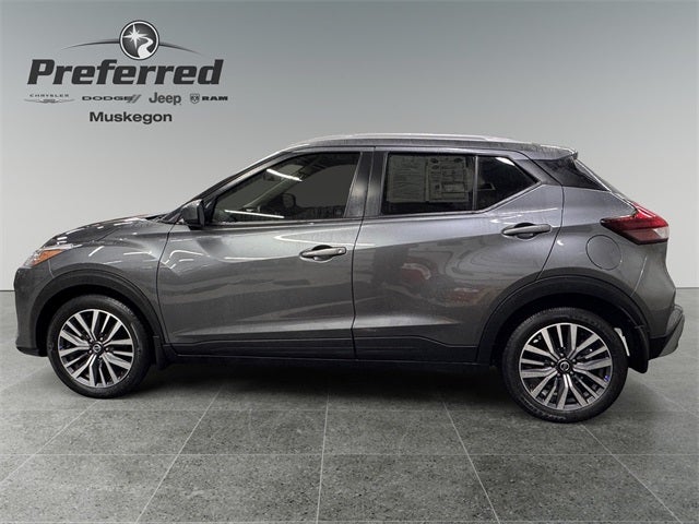 2021 Nissan Kicks SV Xtronic CVT
