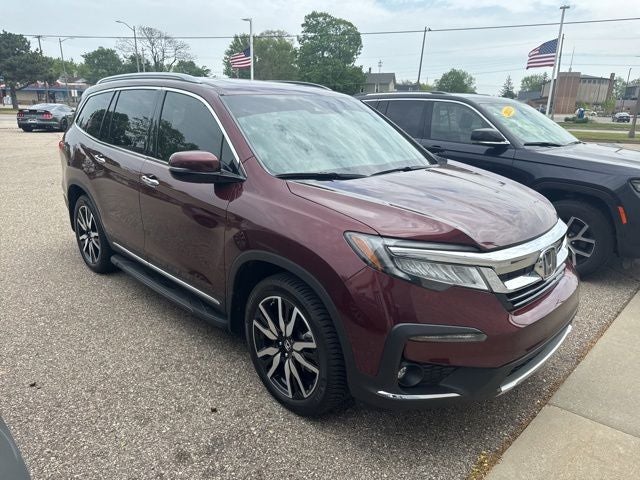 2022 Honda Pilot AWD Touring 8 Passenger