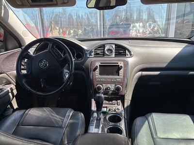 2017 Buick Enclave Leather Group 3.6 Liter V6 AWD 3rd Row Seating