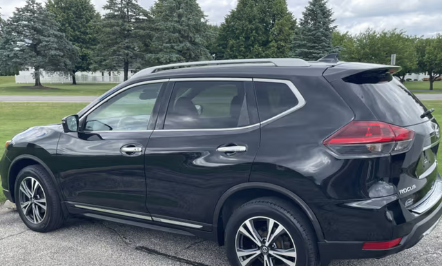 2018 Nissan Rogue SL AWD's photo