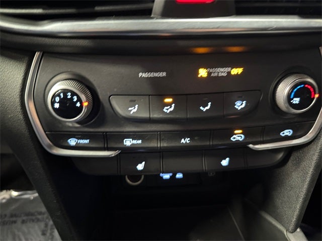 2020 Hyundai Santa Fe SEL 2.4 Liter AWD