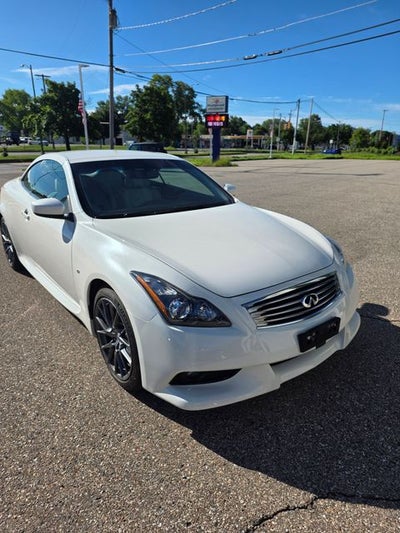 2015 INFINITI Q60 Base 3.7 Liter V6 2D Convertible Automatic