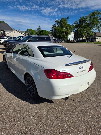 2015 INFINITI Q60 Base 3.7 Liter V6 2D Convertible Automatic