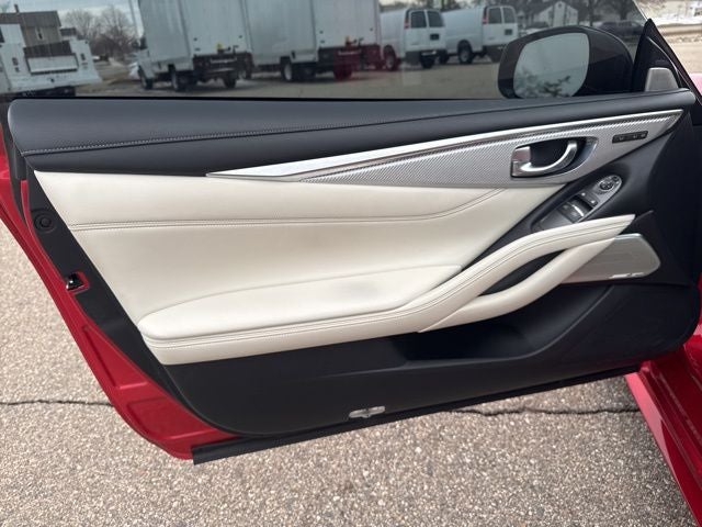 2017 INFINITI Q60 3.0t Red Sport 400