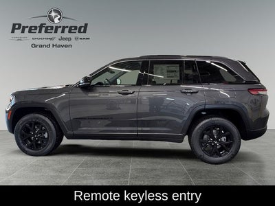 2026 Jeep Grand Cherokee Laredo