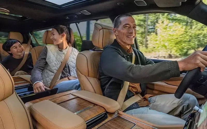 Jeep Grand Wagoneer Interior